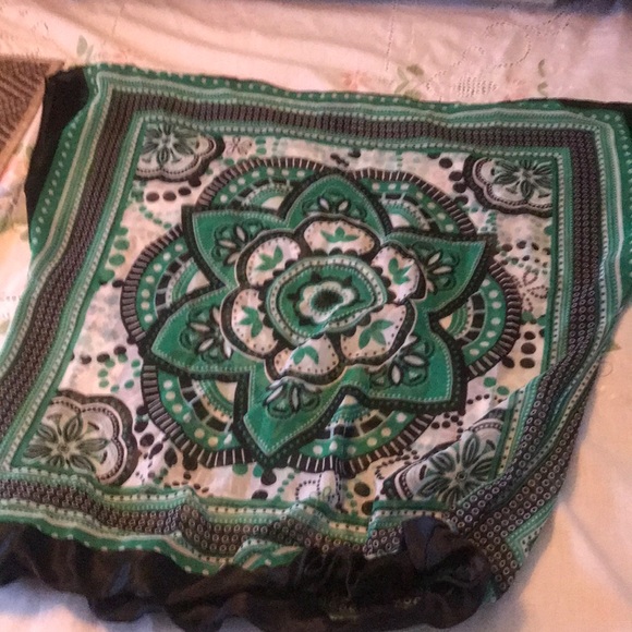 Tops - Picture 2 of 2